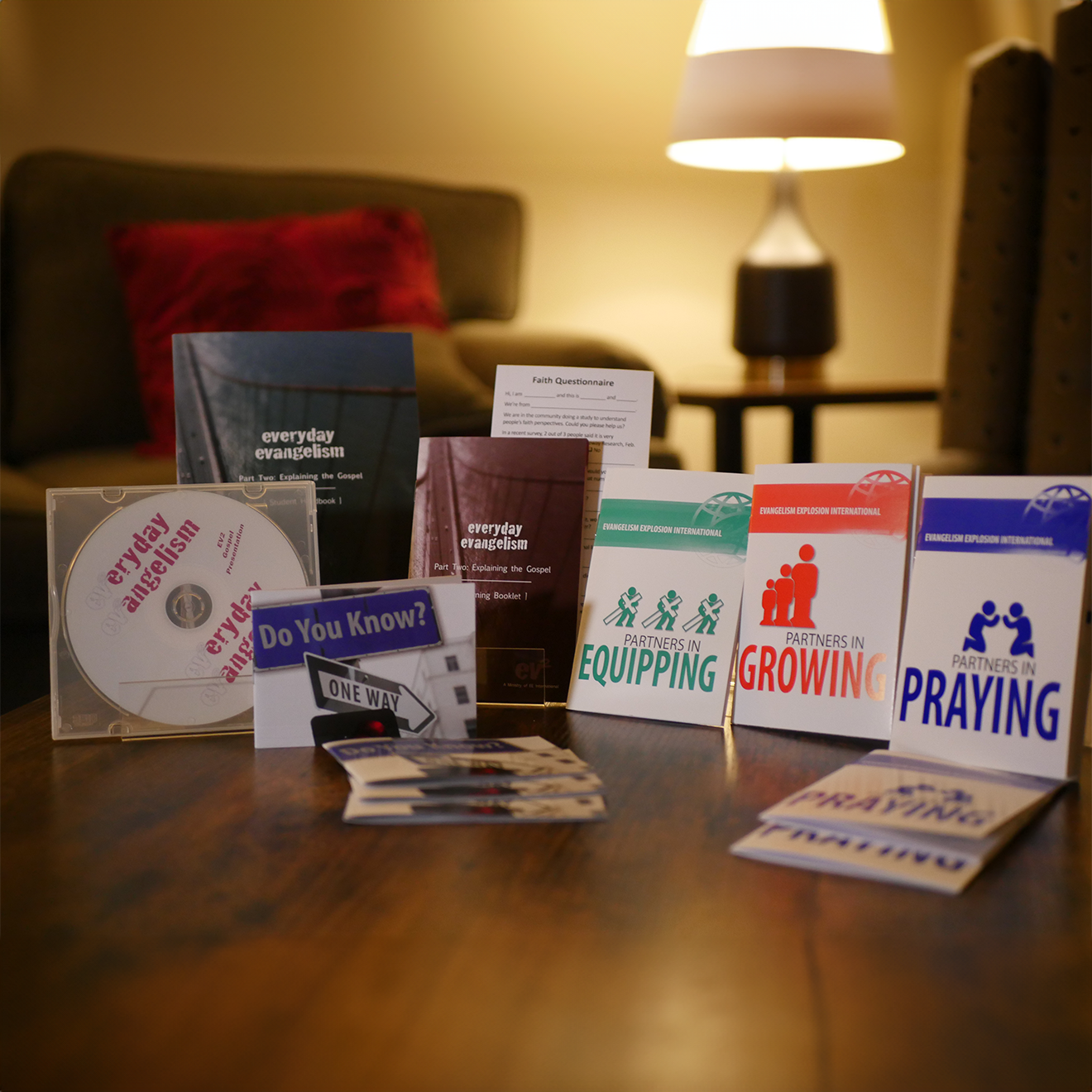 EV103KIT - Everyday Evangelism Part Two: Explaining the Gospel Student Learning Kit